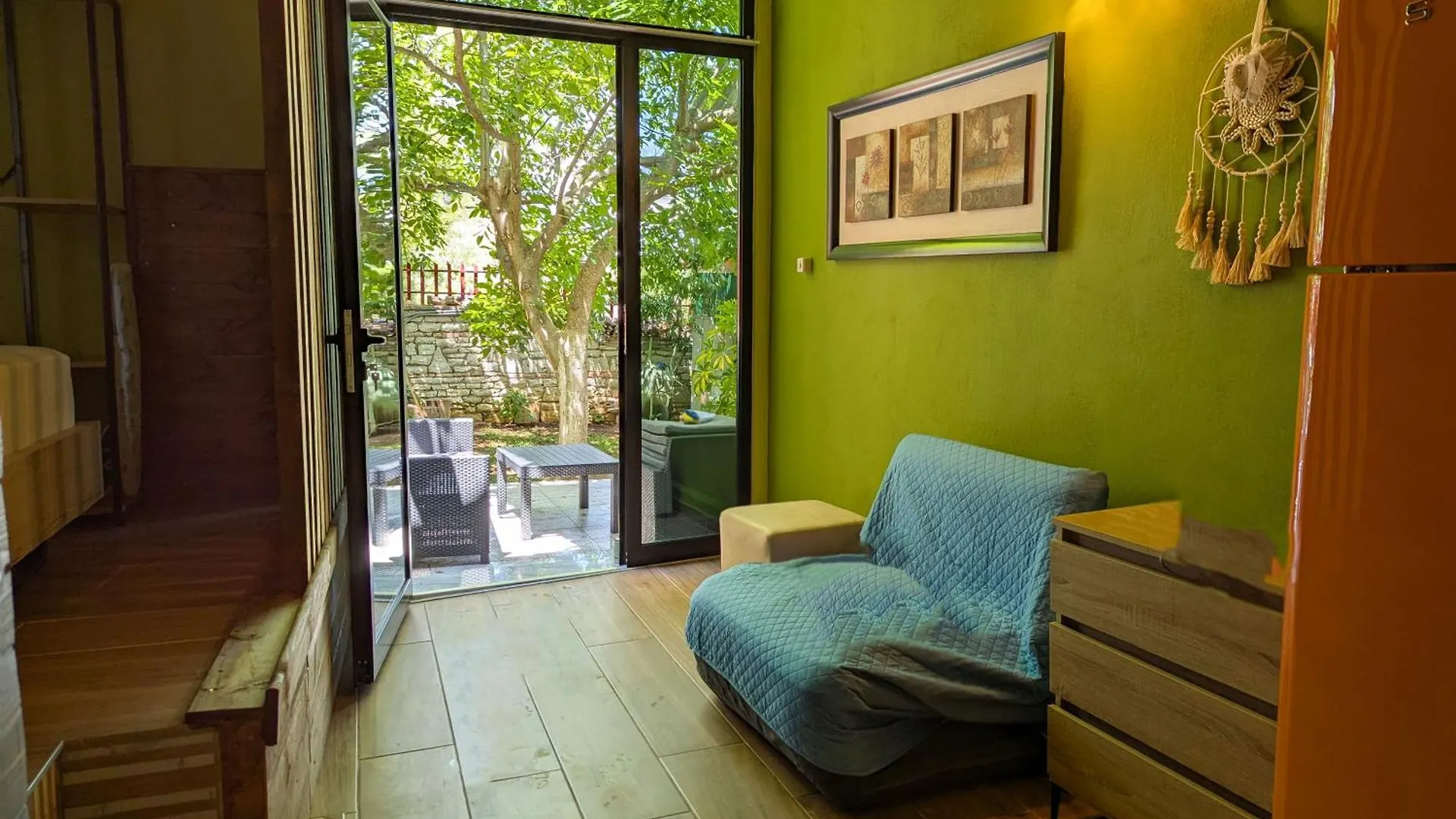Апартаменты Villa Vasil Mertiri Химара
